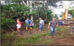 El GAD Provincial de Sucumbíos, ejecutó la Apertura y Lastrado de la vía agrupación Ruiz perteneciente a la Rey de los andes -3 de Mayo - Tarapoa, mejorando la movilidad de los moradores beneficiarios.
